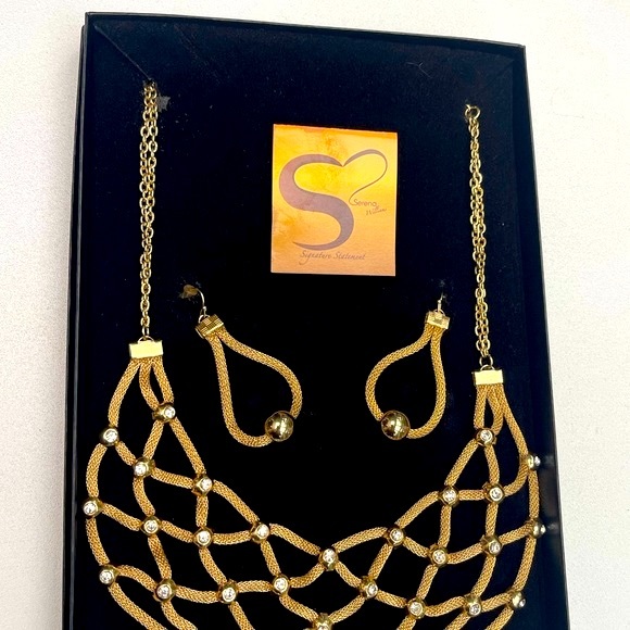 NWT Serena Williams Rhinestone Mesh Necklace & Matching Earrings - Picture 2 of 14
